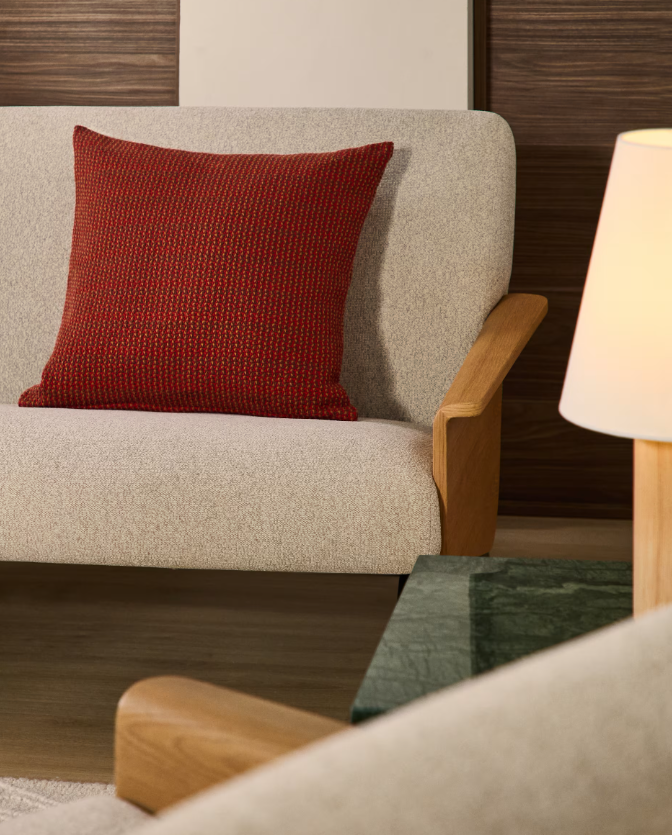 NUVAL Cushion cover in red structured fabric 50 x 50 cm