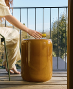 MESQUIDA Outdoor side table in ceramic with glazed mustard finish Ø 35cm