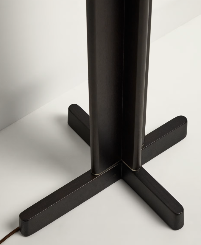 NIANI Floor lamp in rubber wood with dark finish and ivory-coloured cotton lamp shade