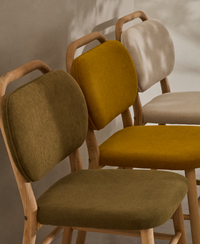 HELDA chair in chenille and solid oak wood