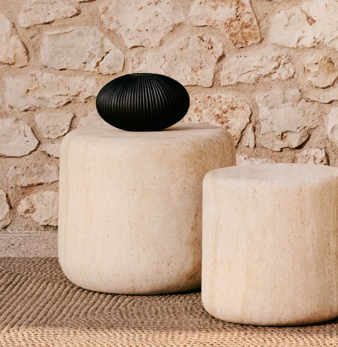 DRASI Stolić za kavu od cementa s završnim efektom travertina