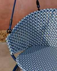 SALIGA blue hanging armchair with base in aluminium and synthetic rattan