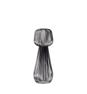 REIBA black metal solar floor lamp