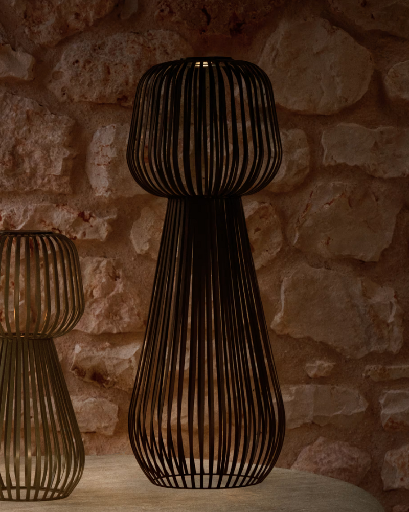 REIBA crna metalna solarna podna svjetiljka