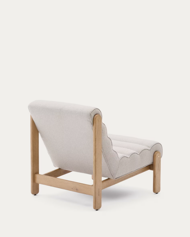 MAGIRA Bež fotelja od punog hrastovog drva s prirodnom završnom obradom