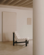 MAGIRA Fotelja od bijelog buklea i punog hrastovog drva