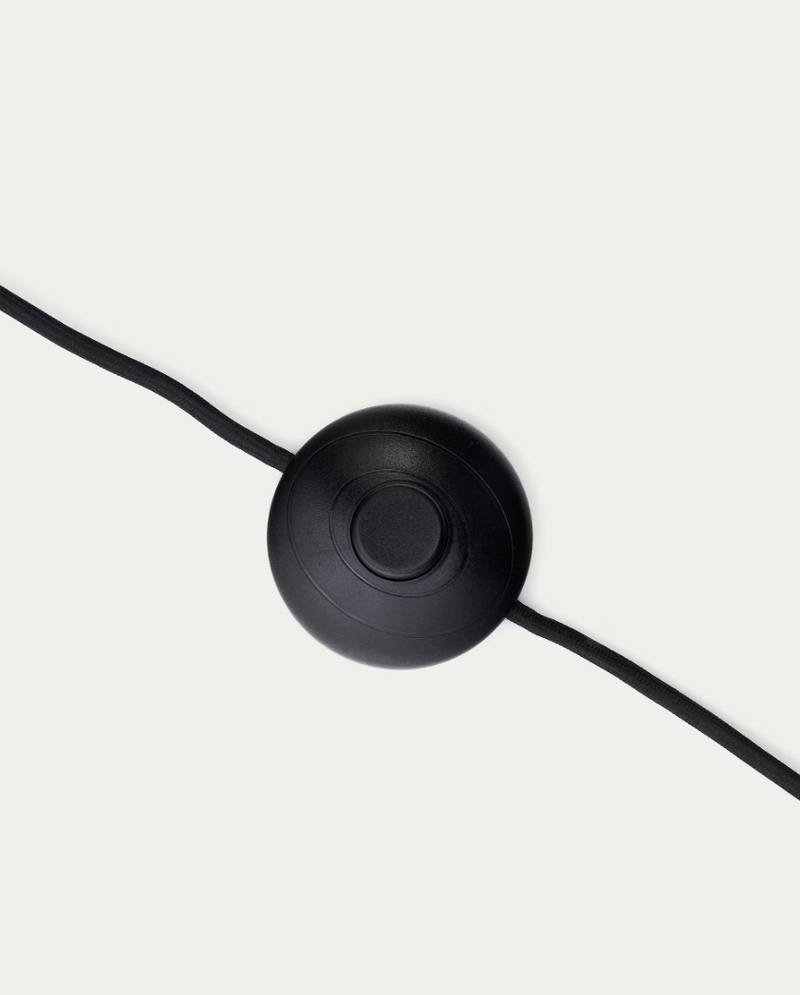 NEUDA Rattan floor lamp with light finish