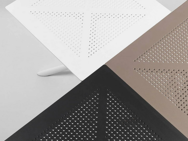 CLIP Small outdoor table 70 / 80