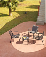 DOGA Small outdoor table