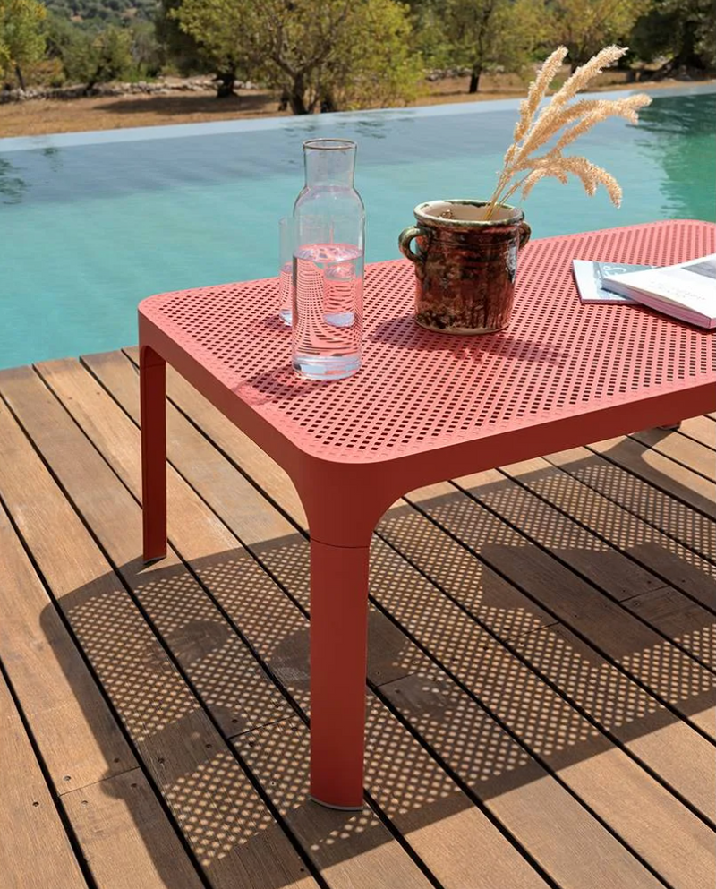 NET Outdoor table