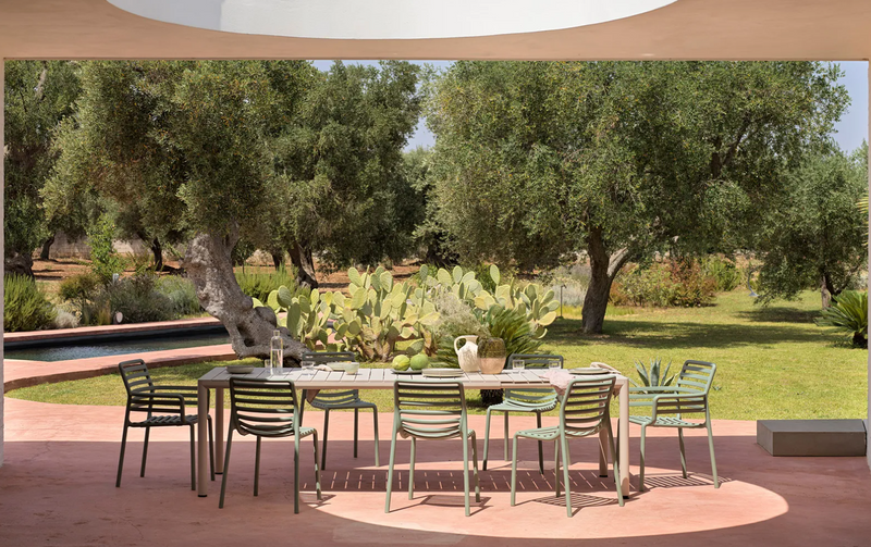 TEVERE Extensible outdoor table 210