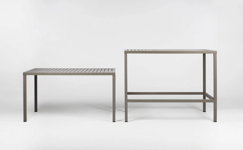 CUBE Outdoor table