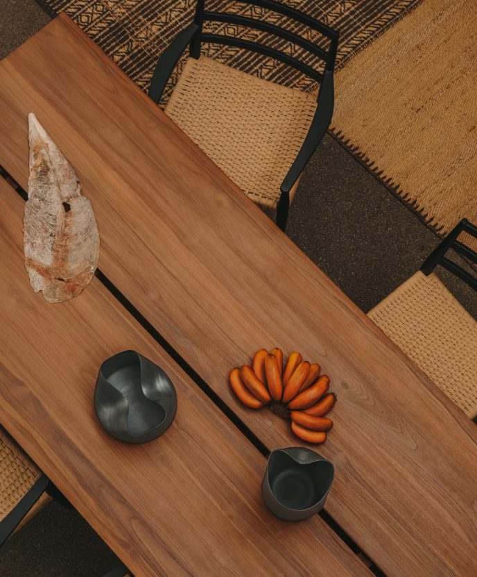 SASHI Outdoor dining table made in solid teak wood