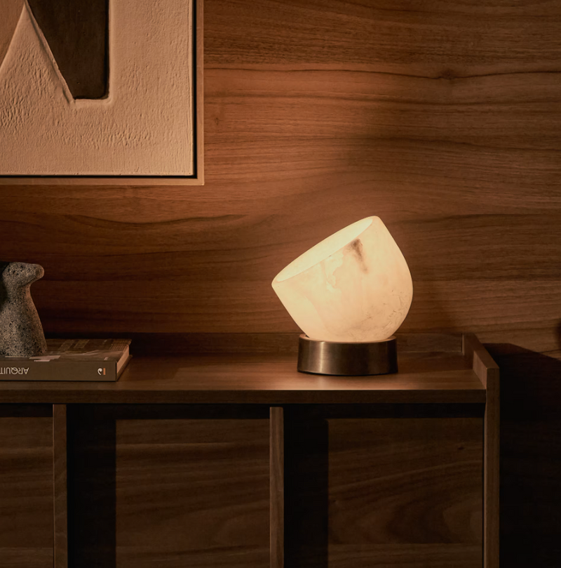 SHENIL Table lamp in alabaster and metal with a brass finish