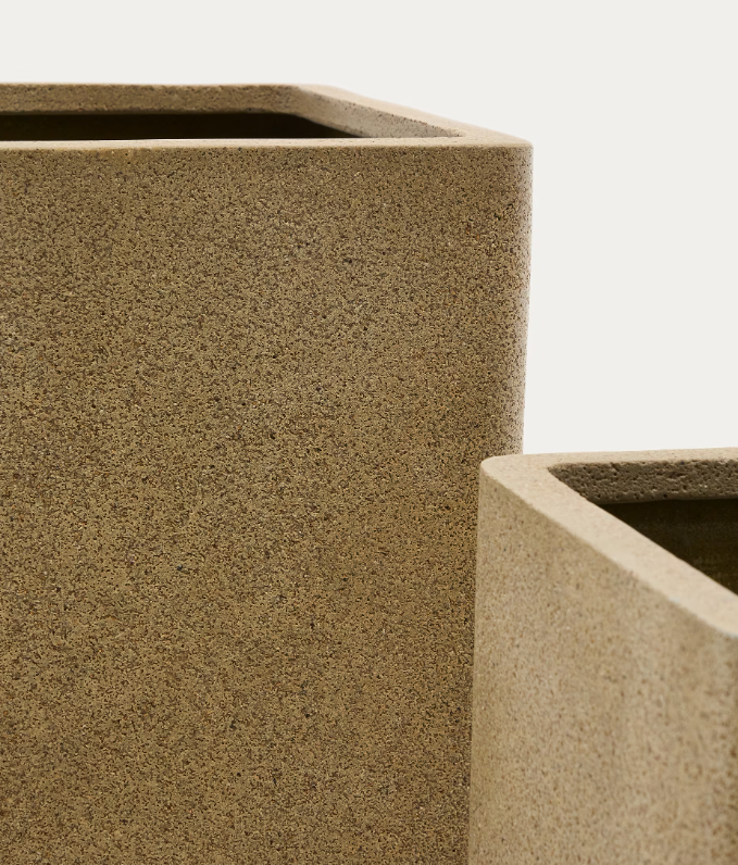 MINOA Set of 2 tall planters with mustard stone effect