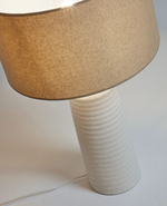 MIJAL Keramička stolna lampa s bijelom završnom obradom