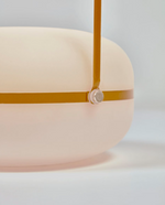 TEA Stolna lampa od polietilena i metala s završnom obradom boje senfa