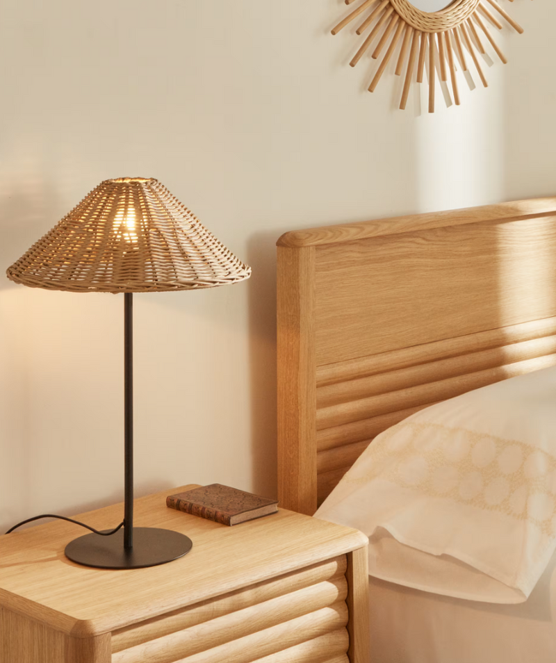 URANIA Table lamp in rattan and metal with black painted finished