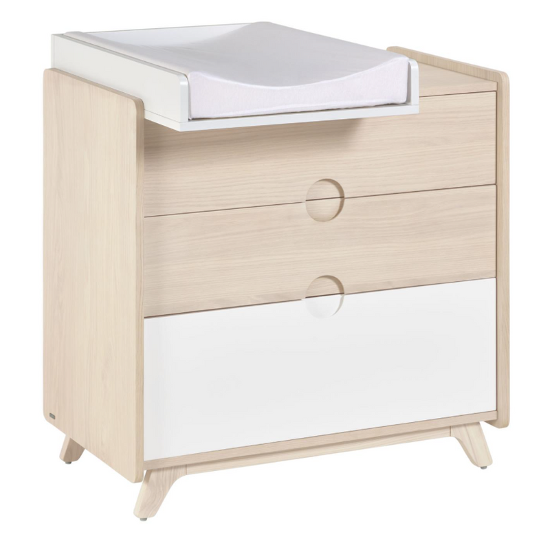 NUNILA Komoda s ladicama od jasenovog furnira za bebe