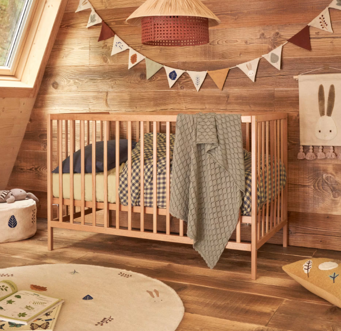 SHANTAL solid ash wood cot in natural finish, 60 x 120 cm