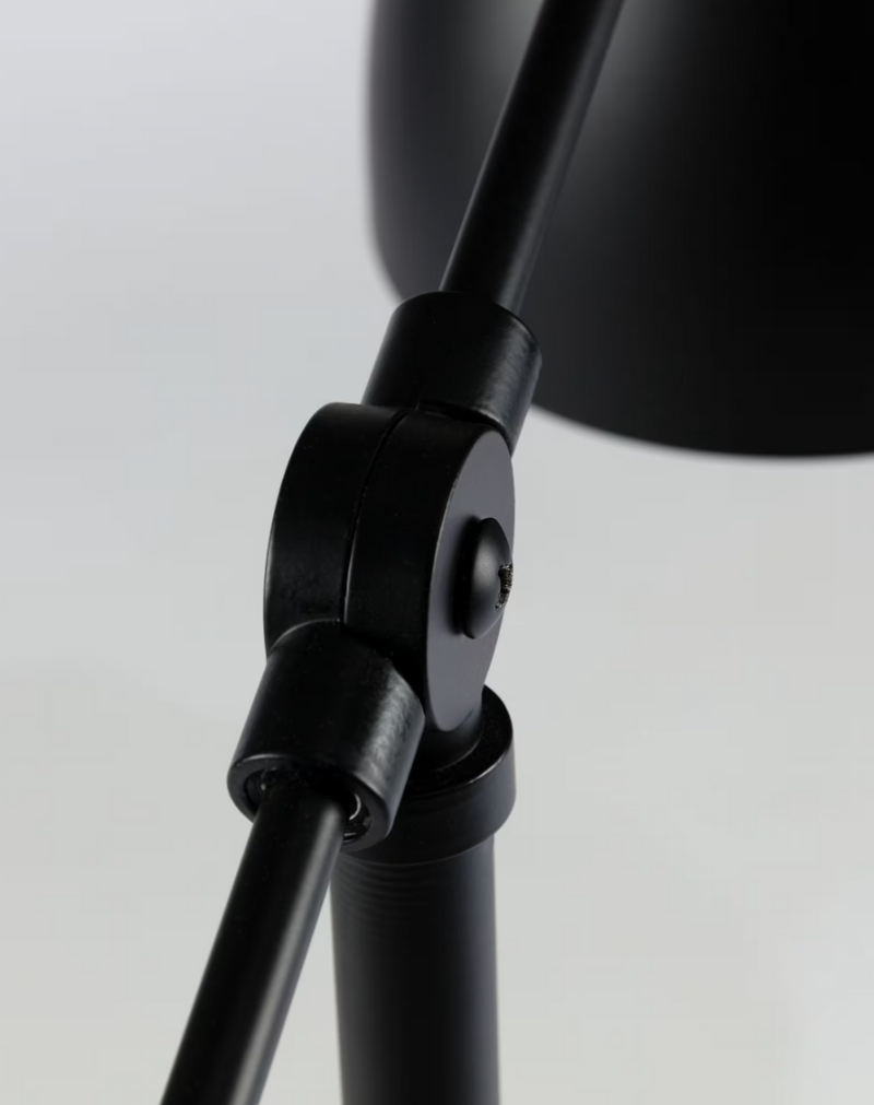 TESCARLE Table lamp in beech wood and steel with black finish