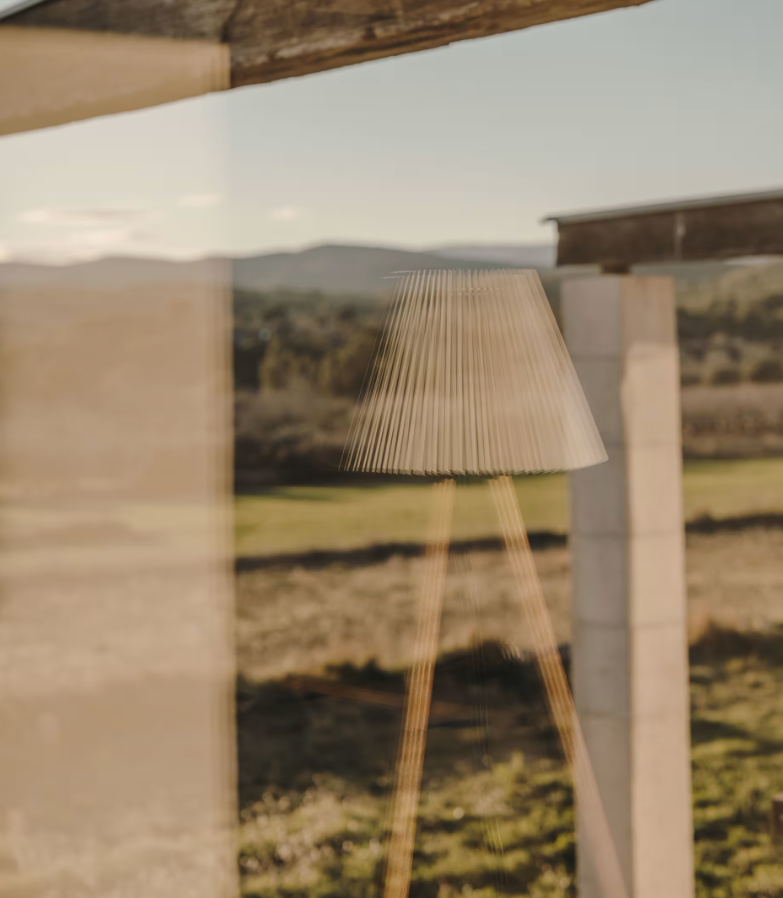 BENICARLO Podna lampa od punog kaučukovog drva s prirodnom, bež završnom obradom