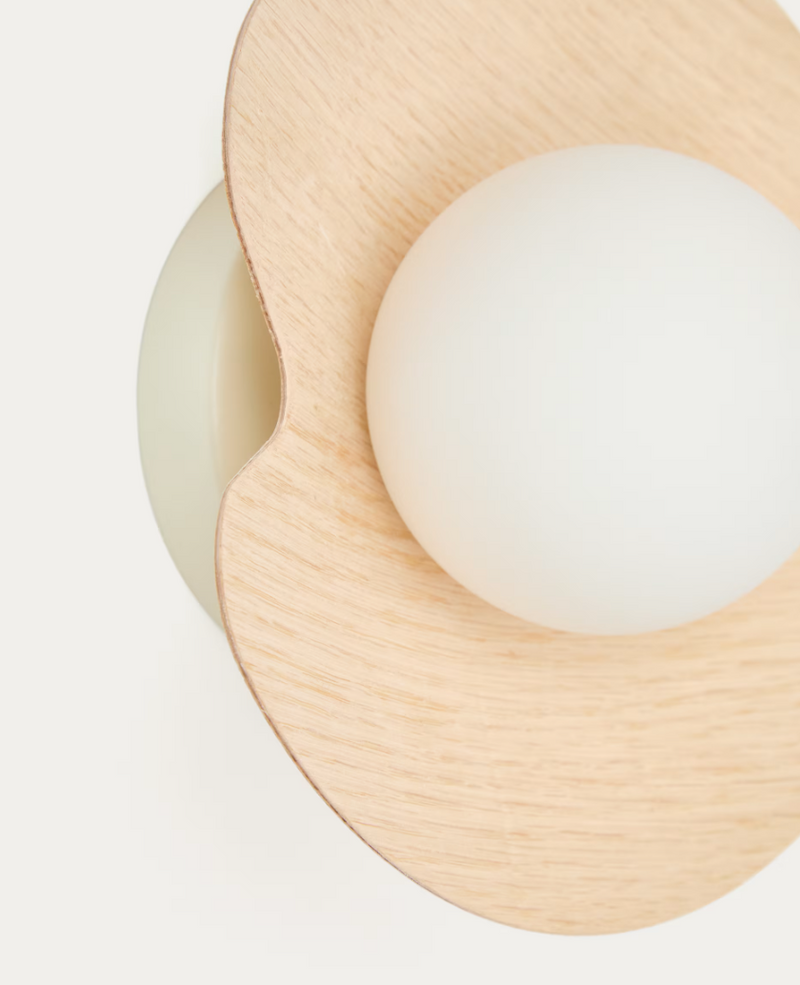 WILARA Zidna svjetiljka od hrastovog furnira s 1 dimljenom staklenom kuglom