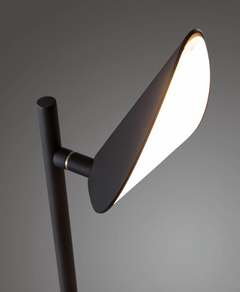 VELEIRA Steel table lamp