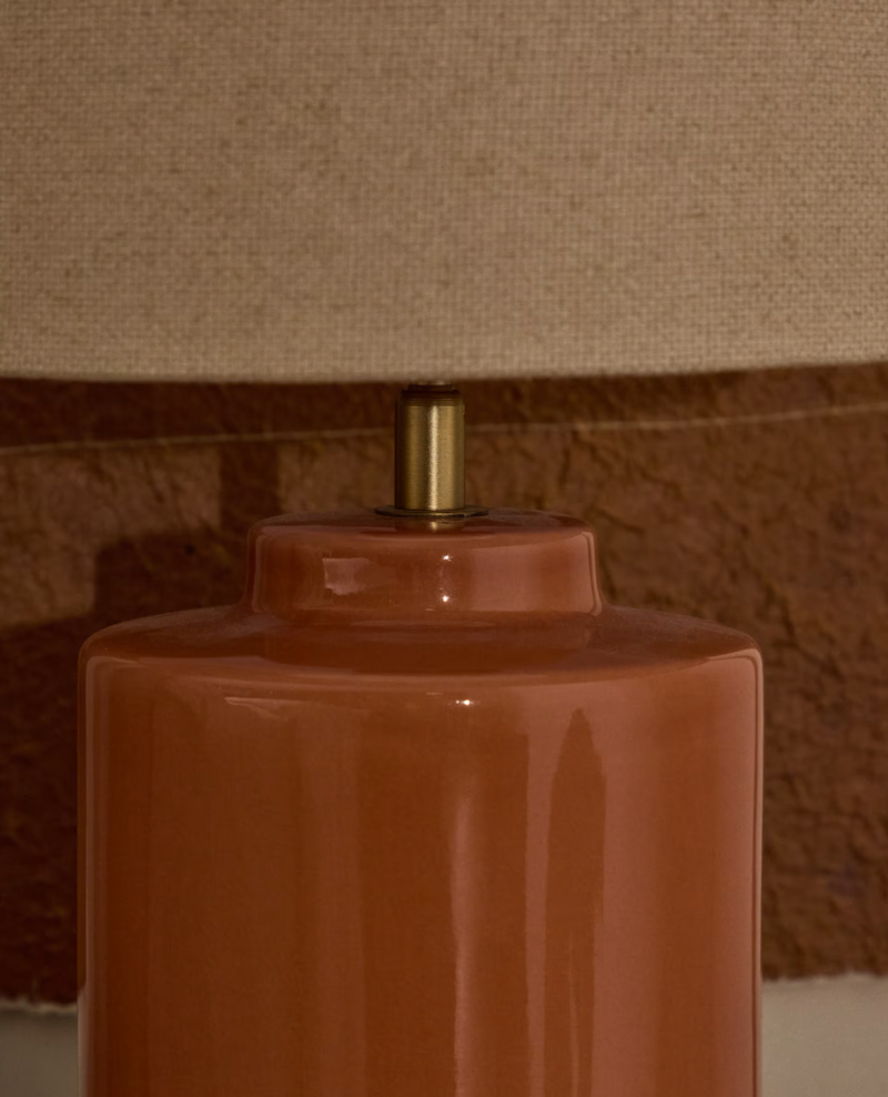 DAELI Keramička stolna lampa s narančastom završnom obradom i bež pamukom