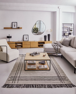 ABILEN TV komoda s jednim vratima i 2 ladice, od hrastovog furnira, 150 x 44 cm, FSC 100%