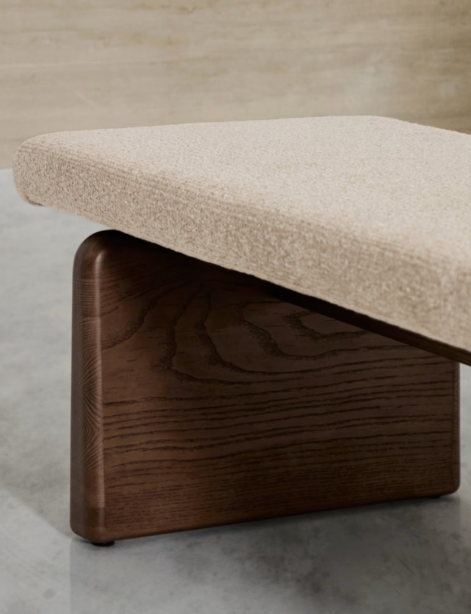 TOPAZ Klupa od bež šenila i FSC 100% masivnog jasena s orahovom završnom obradom, 150 cm