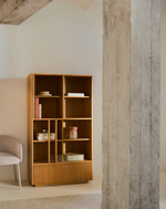 HELVINE Vitrina s 4 vrata, 2 ladice, hrastov furnir i kaljeno staklo, 100 x 174 cm, FSC 100%