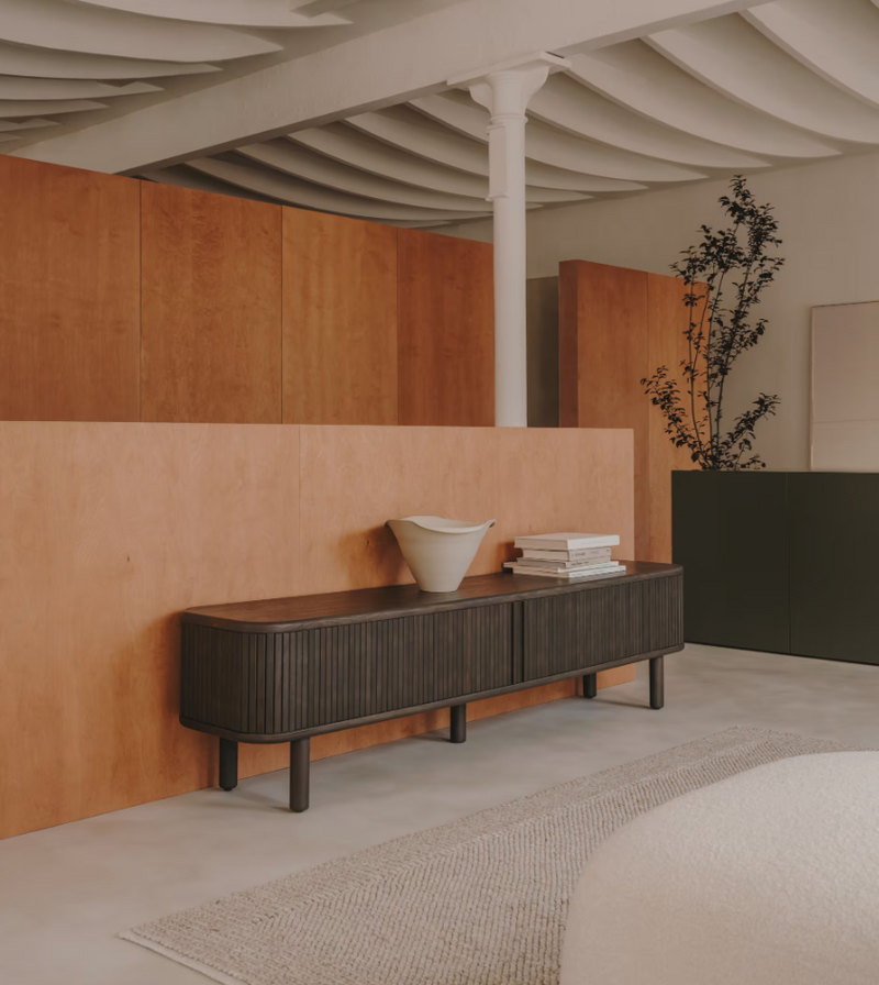 MAILEN TV komoda s 2 vrata, jasen furnir s tamnom završnom obradom, 200 x 50 cm