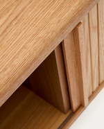 MAILEN TV komoda s 2 vrata od jasenovog furnira s prirodnom završnom obradom 120 x 50 cm