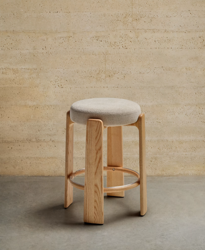 GRANITE Stool in beige chenille and solid ash wood with natural tone finish FSC 100% 65cm