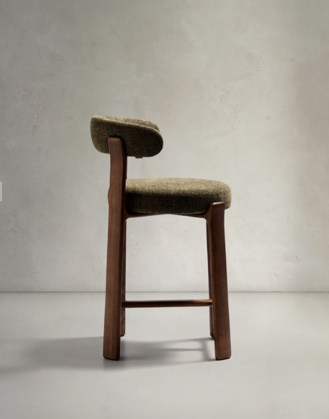 GRANITE Visoki stolac od zelenog šenila i masivnog jasena s završnom obradom boje oraha FSC 100% 65 cm