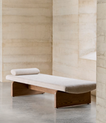 TOPAZ Divan u bež šenil boji s masivnim jasenovim drvom u boji oraha, 200 cm FSC 100%