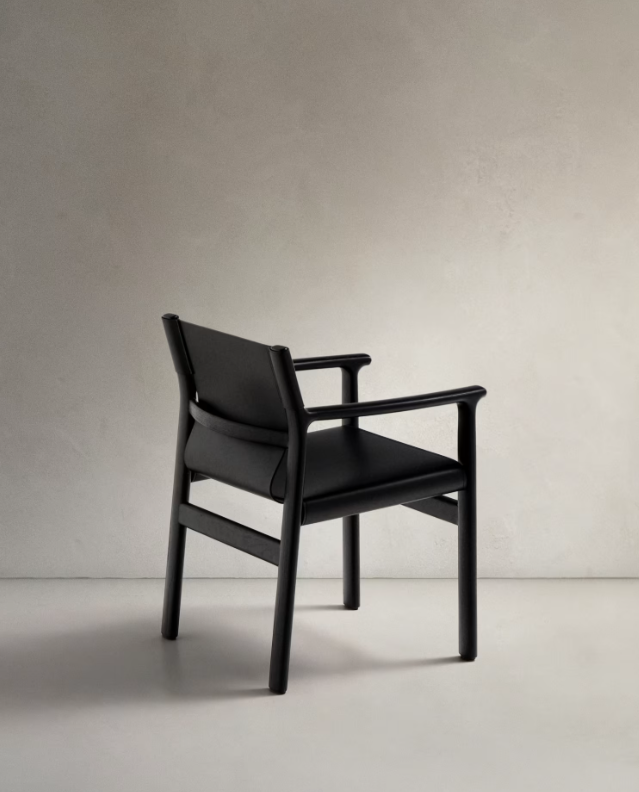 JAN Chair made of black recycled leather fibres and FSC 100% solid ash wood with black finish