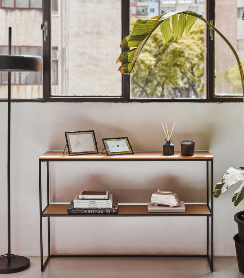 YOANA Konzolni stolić s hrastovim furnirom i obojenom bijelom metalnom konstrukcijom, 120 x 80 cm