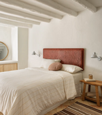 NATESA Uzglavlje od punog tikovine i kože, za krevete širine 160 cm