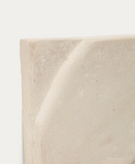 MIRTA Bež zidna dekoracija od papier-mâchéa 40 x 58 cm