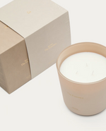 THE ESSENCE 500g The Essence scented candle