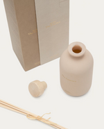 THE ESSENCE 240ml The Essence fragrance reed diffuser