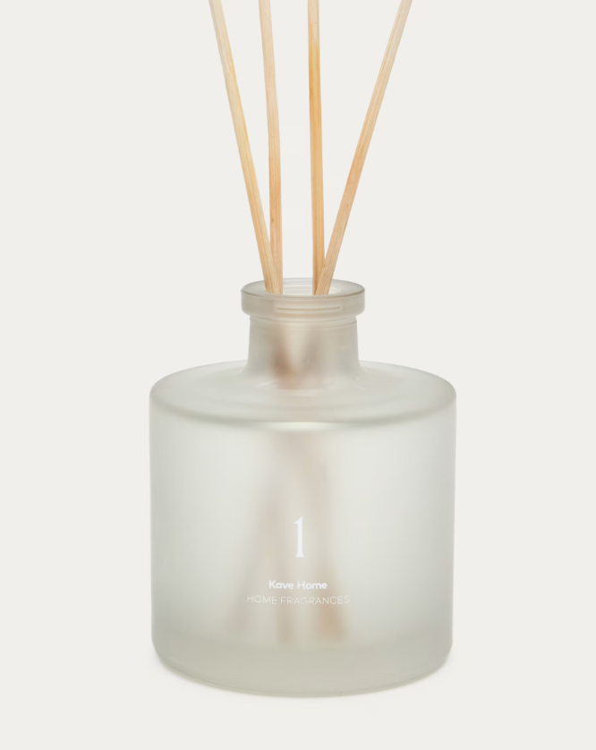 1/SOFT JASMIN 200ml Soft Jasmin fragrance reed diffuser
