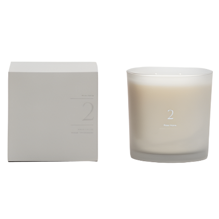 2/SWEET VANILLA 400g Sweet Vanilla scented candle