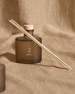 2/SWEET VANILLA 200ml Sweet Vanilla fragrance reed diffuser