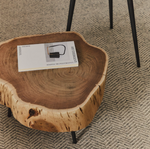 TANIVE stolić za kavu od masivnog akacijevog drva s izbijeljenom završnom obradom i crnim čeličnim nogama Ø49cm