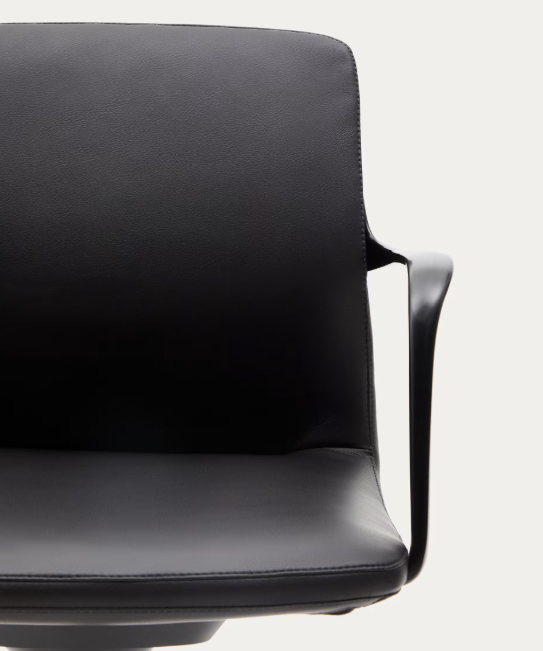 NERLAN uredska stolica od crne umjetne kože s crnim aluminijskim okvirom