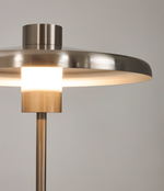 NUVIRA Stolna lampa od svijetlo sivog brušenog metala