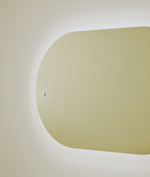 MERVI Ovalno kupaonsko ogledalo s LED svjetlom i zaštitom od zamagljivanja 80 x 50 cm